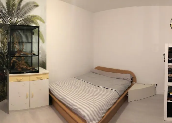 4 - 8 Personnes Séjour chez l'habitant Changé